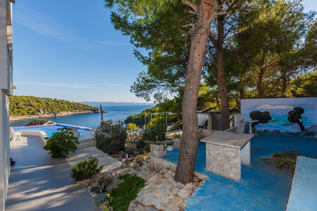 Villa Casabianca Milna  Exterior photo